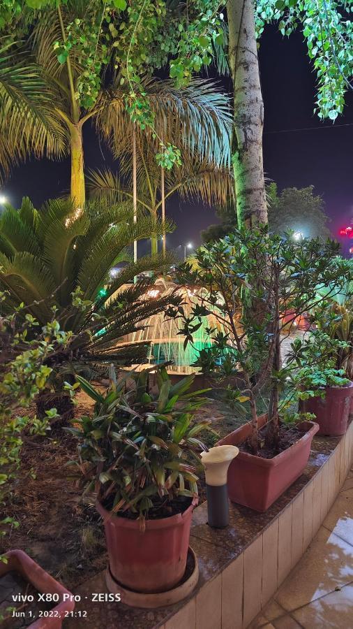 Tgv Hotel Ahmedabad Extérieur photo